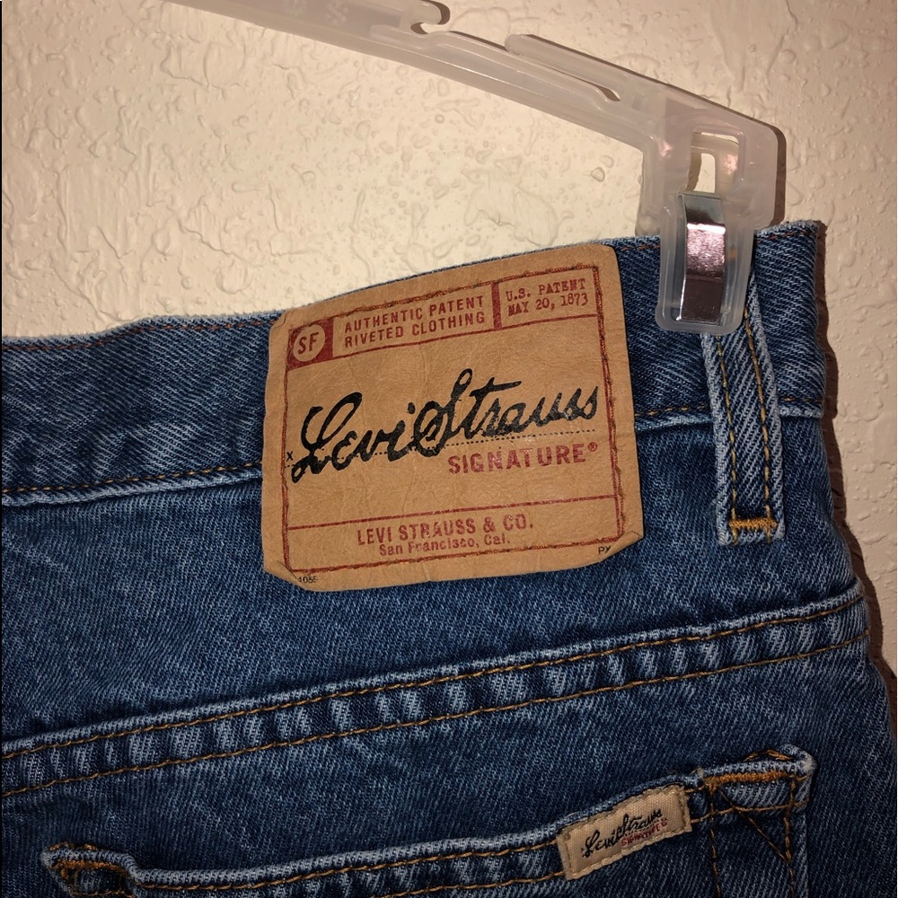 Levi jeans
